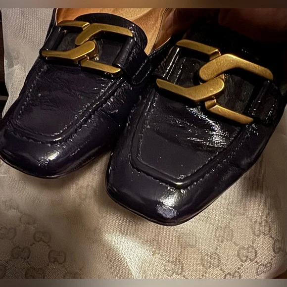 Sofft Navy Patent Leather Loafers with Gold Buckle - Picture 3 of 6